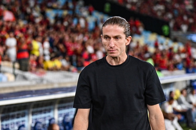 英雄联盟竞猜-巴媒：克鲁塞罗解雇蒂特，费利佩·路易斯、加拉多等人是新帅候选